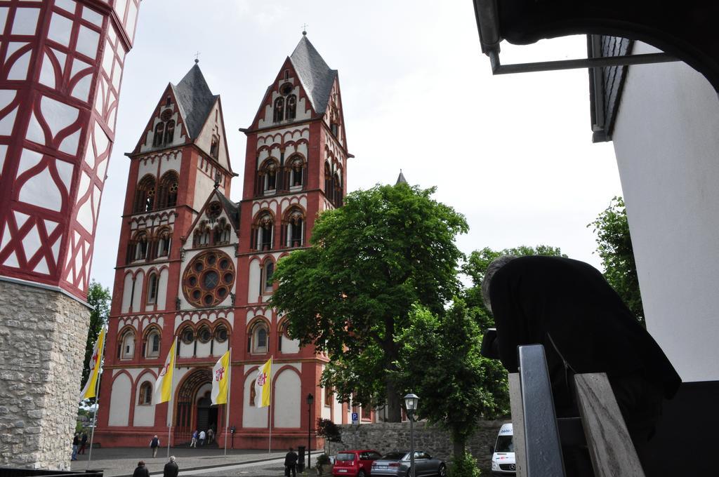 Hotel Gaestehaus Priester Limburg an der Lahn Kültér fotó