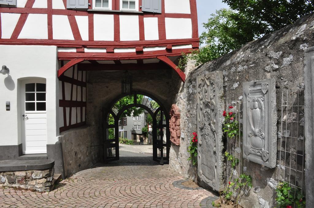 Hotel Gaestehaus Priester Limburg an der Lahn Kültér fotó